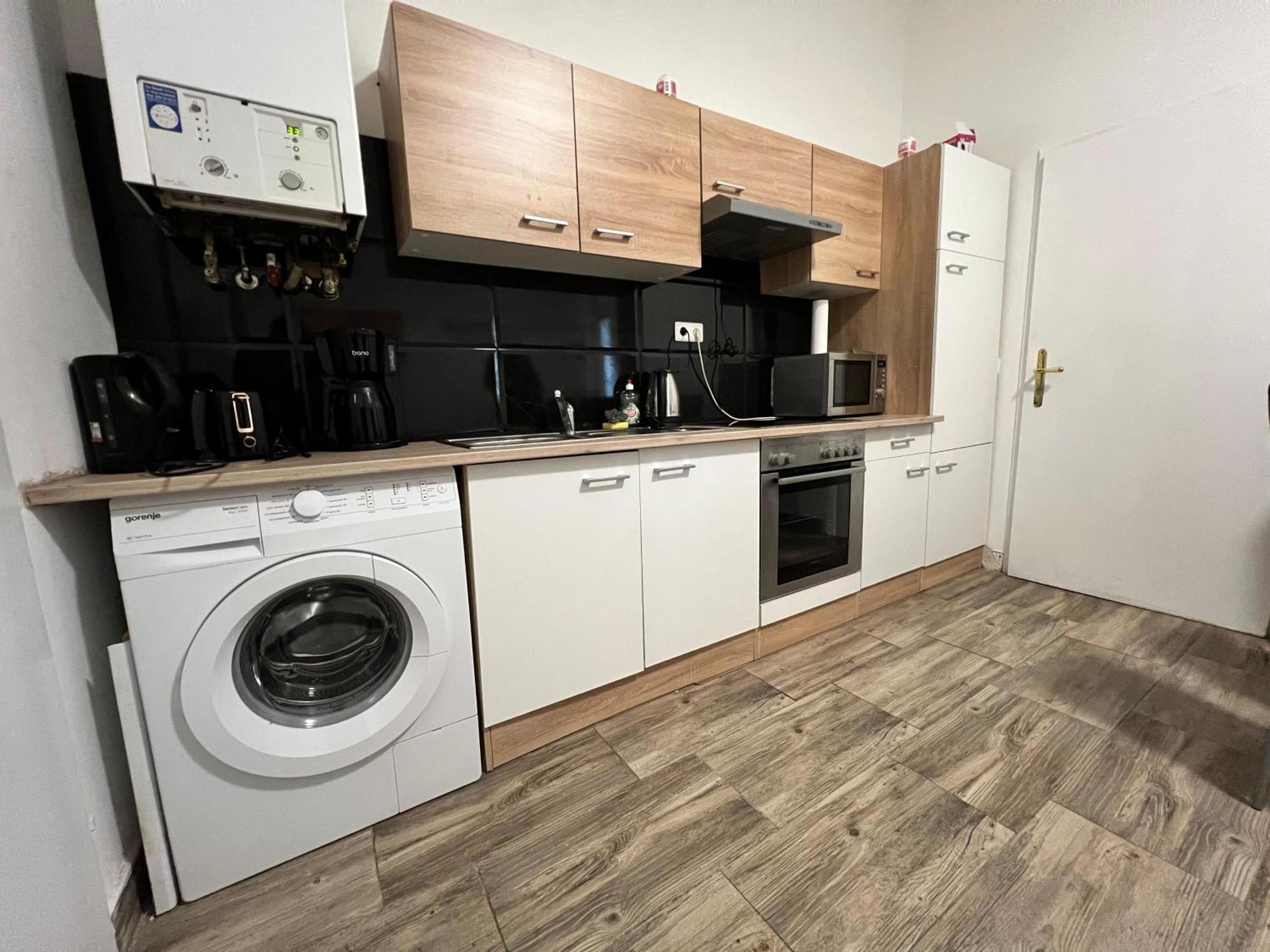 Comfortable 3Br Apt Prime Location In Vienna Exterior photo